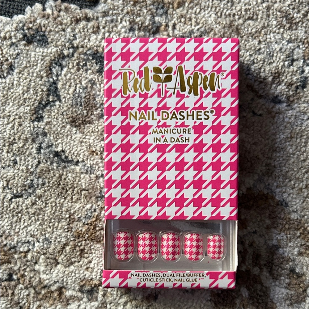 Red Aspen Pink Press-On Nails
